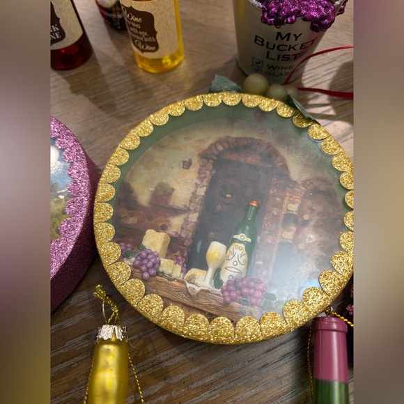 Assorted Wine and Grape Christmas Tree Ornament Set 32 Pieces - Picture 5 of 15